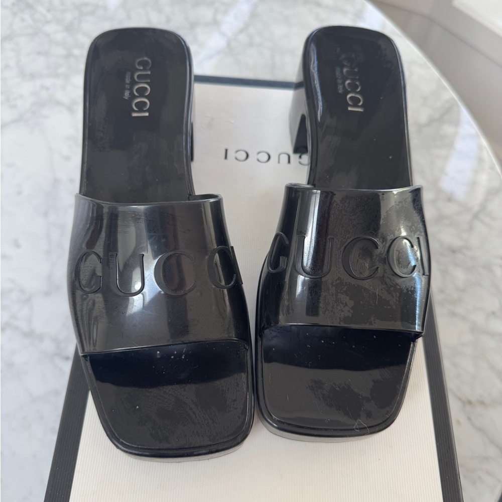 Gucci Black Rubber Women's Sandals